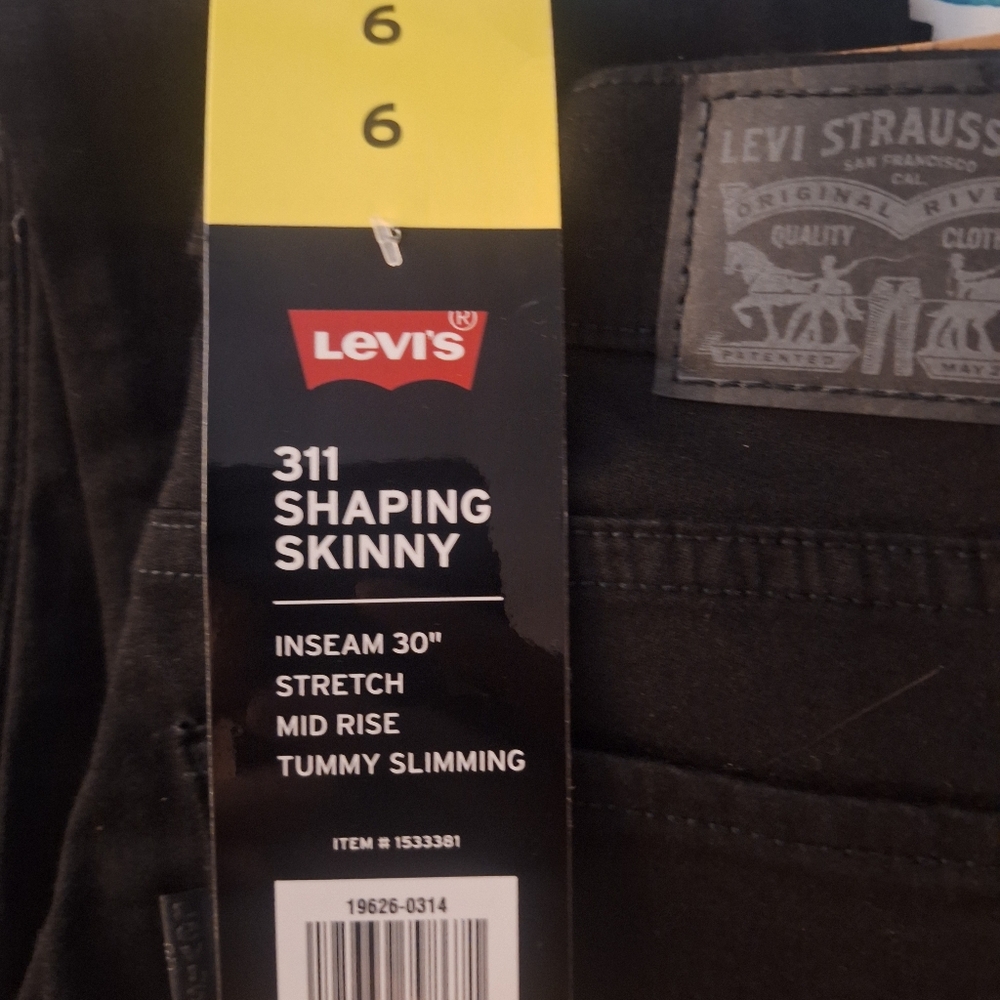 Levis 311 shaping skinny jeans womens